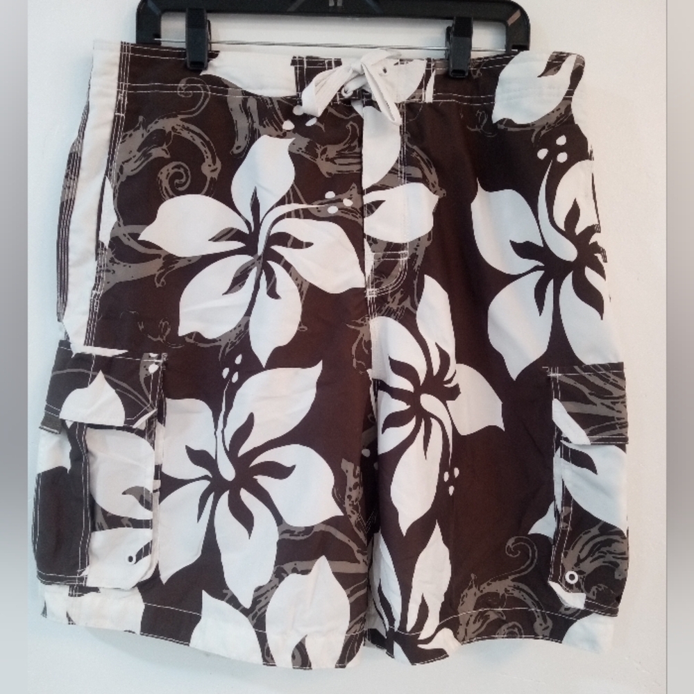 N.W.O.T. Joe Boxer Large Brown and White Swim Short Cargo